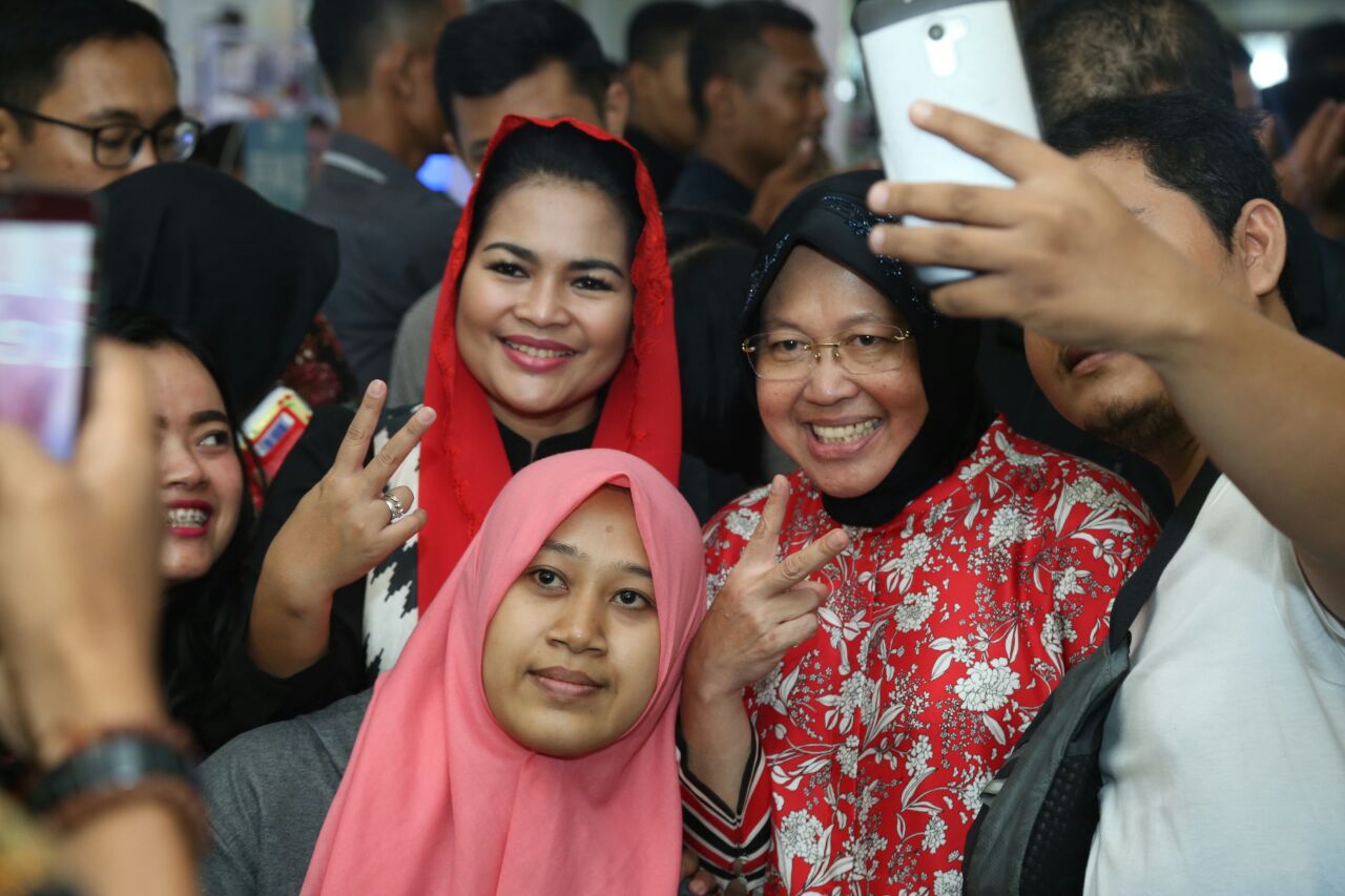 wali-kota-surabaya-tri-rismaharini_20180610_230721.jpg