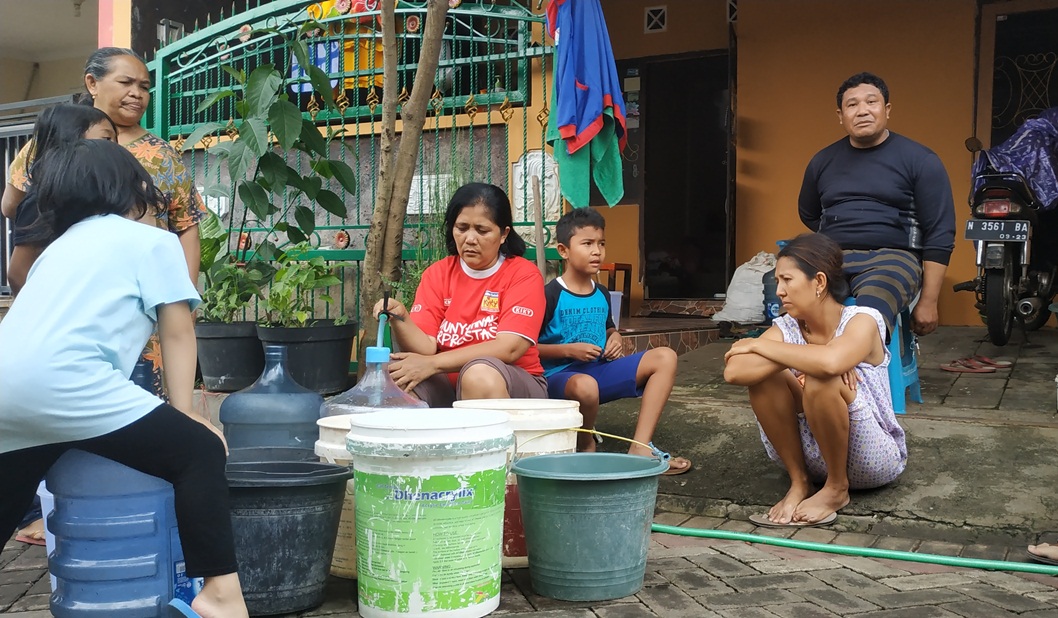 Tiga Hari Air PDAM Macet, Ribuan Warga Di Kota Malang Kesulitan Air Bersih