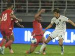 Aksi-Mauro-Zijlstra-dalam-laga-Timnas-Indonesia-vs-Lebanon-di-Stadion-Gelora-Bung-Tomo.jpg