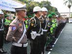 Apel-gelar-pasukan-Operasi-Lilin-Semeru-2024-di-Polres-Malang-Jumat-20122024.jpg