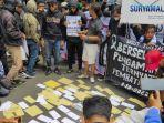 Aremania-mengirim-lebih-dari-500-surat-ke-Kantor-PosMalangJokowi.jpg