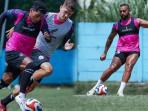 Berita-Arema-FC-Hari-Ini-Populer-Ancaman-Skuat-Singo-Edan-untuk-PSM-Jadwal-Super-League-Pekan-9.jpg