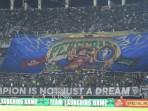 Bonek-dan-Bonita-Persebaya-Surabaya-saat-menghadapi-PSS-Sleman-di-GBT.jpg