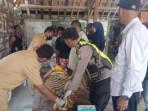 JEBAKAN-TIKUS-petani-di-Desa-Katur-Kecamatan-Gayam-Kabupaten-Bojonegoro.jpg