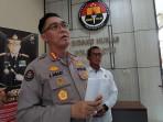 Kabid-Humas-Polda-Jatim-Kombes-Pol-Jules-Abraham-Abast-dan-Direktur-Ditreskrimum-Polda-Jatim.jpg