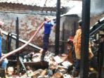Kebakaran-rumah-di-Dusun-Berruh-Desa-Blumbungan-Kecamatan-Larangan-Pamekasan.jpg