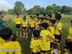 Arek-arek Bangkalan Ikuti Turnamen Sepakbola Usia Dini di Malaysia