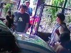 Nasib-Warga-Surabaya-4-Polisi-Salah-Gerebek-Rumahnya-Dituduh-Narkoba-Digunjing-Tetangga-Ibu-Trauma.jpg