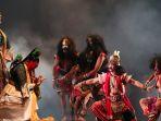 PENTAS-WAYANG-TOPENG-GEDUNG-cAK-dURASIM.jpg