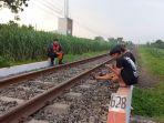 PT KAI Melarang Warga Ngabuburit di Dekat Rel Kereta Api, Jika Melanggar Didenda Rp 15 Juta