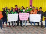 Perkumpulan-pengemudi-online-di-Kota-Kediri-menggelar-deklarasi-Kami-Masih-Butuh-Polisi.jpg