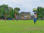 Pertandingan-sepak-bola-BMC-2023-berlangsung-di-lapangan-Yonzipur.jpg