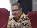 Pj-Wali-Kota-Batu-Aries-Agung-Paewai-saat-melakukan-pemaparan-Evaluasi-Kinerja-Penjabat.jpg