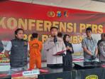 Polres-Tuban-saat-menggelar-konferensi-pers-ungkap-kasus-pencurian-dengan-pemberatan.jpg