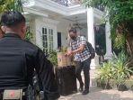 Rumah-Fujika-istri-Ketua-DPRD-Jatim-yang-digeledah-KPK.jpg