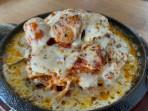 Sajian-Mie-Bakar-Celaket-Kota-Malang-dengan-keju-mozzarella-yang-meleleh.jpg
