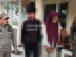 Mesra Berciuman di Alun-alun Jombang, Dua Sejoli Diciduk Satpol PP