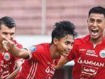 Selebrasi-pemain-Persija-Jakarta-usai-menjebol-gawang-Persebaya-Surabaya-Liga-1-2022.jpg