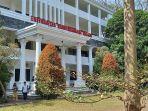 Suasana-kampus-Universitas-Wisnuwardhana-Kota-Malang.jpg