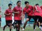 Susunan-24-Pemain-Arema-FC-untuk-Liga-1-2024-2025-Pemain-Lama-dan-Baru-sama-sama-Punya-Tekat-Kuat.jpg