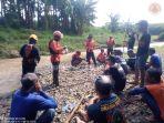 Tim-gabungan-tengah-melakukan-penyisiran-di-Sungai-Widas-Wilangan-Nganjuk.jpg