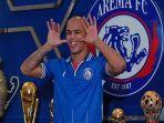 Wiliam-Marcilio-saat-diperkenalkan-oleh-Arema-FC.jpg
