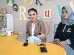 Yuni-Shara-saat-berada-di-ruang-kelas-gedung-baru-PAUD-Cahaya-Permata-Abadi-Kota-Batu.jpg