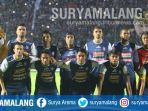 arema-fc-yang-diturunkan-melawan-persib-bandung_20180417_181745.jpg