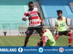 asep-berlian-pemain-madura-united_20170720_104803.jpg