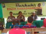 berita-pelanggar-lalu-lintas-di-tuban-diceramahi_20160622_152409.jpg