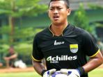 berita-persib-bandung-kiper-m-natshir-fadhil_20170413_113110.jpg