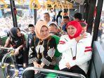 bus-trans-Jatim-khofifah.jpg