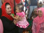 calon-wakil-gubernur-puti-guntur-soekarno_20180604_221140.jpg