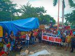 demo-sopir-truk-galian-c-di-banyuwangi.jpg