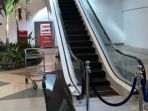 eskalator-bandara-sultan-mahmud-badaruddin-ii-viral-di-twitter_20180520_144301.jpg