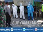 evakuasi-mayat-agus-budi-tjahyono-55-di-rumah-kontrakan-di-jalan-tuban-semarang-km-5.jpg