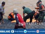 evakuasi-mayat-pria-tanpa-busana-di-bendungan-kedungsuko-di-kecamatan-tanjunganom-nganjuk.jpg