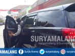 kpk-meninggalkan-rumah-sony-yudiarto-di-jl-ciliwung-i-a-no-4-i-kota-malang-usai-penggeledehan_20180830_135825.jpg