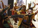 menari-di-mall.jpg