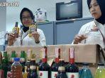 minuman-alkohol-yang-disita-dari-pedagang-saat-razia-di-Kecamatan-Mejayan-Selasa-2822023.jpg