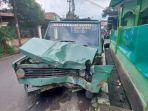 mobil-pikap-tabrak-angkot-mm-malang.jpg