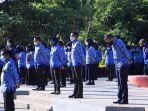 para-asn-pemkot-batu-melaksanakan-apel-senin.jpg
