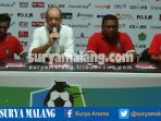 pelatih-bali-united_20170416_181816.jpg