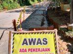 pelebaran-jalan-alternatif-pacet-trawas-kabupaten-mojokerto.jpg