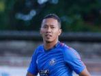 pemain-senior-arema-fc-dendi-santoso-di-liga-1-2021.jpg