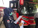 pemeriksaan-kendaraan-bus-pariwisata-di-Jatim-Park-2-Kota-Batu-Sabtu-25102025.jpg