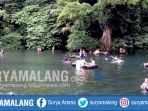 pengunjung-di-pemandian-alam-sumber-sira-di-desa-putukrejo-gondanglegi-kabupaten-malang_20170627_153109.jpg