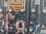 pentolan-bonek-dari-berbagai-tribun-meluncurkan-gerakan-beli-tiket-tapi-dukung-dari-rumah.jpg