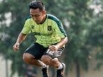 prediksi-skor-pskt-sumbawa-barat-vs-persebaya-surabaya.jpg