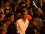 presiden-jokowi-melihat-konser-java-rockin-land-2013_20170302_132720.jpg